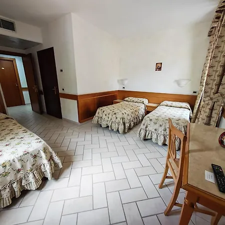 Hotel Pace-2